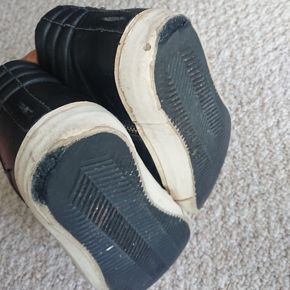 Golden Goose Slide Mid-Top Leather Stud Sneakers in Black size 38 - Picture 16 of 16